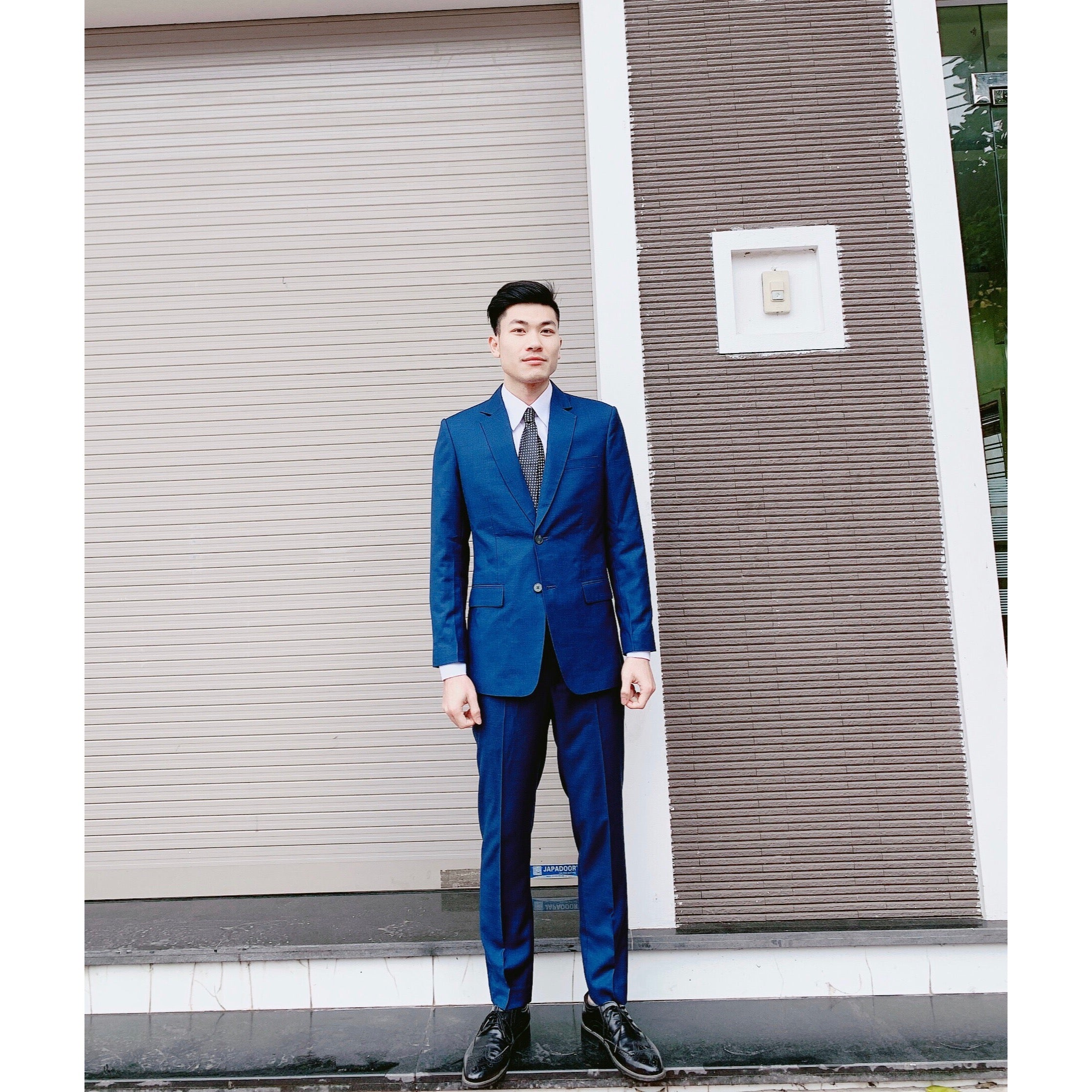 How Quang Wears @Leon Suits