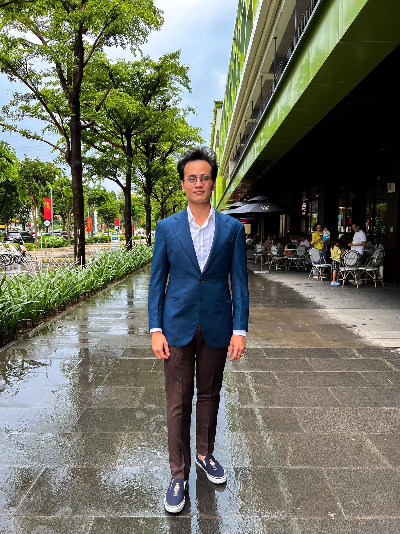 Blue Blazer + Brown Bird-eye Trousers