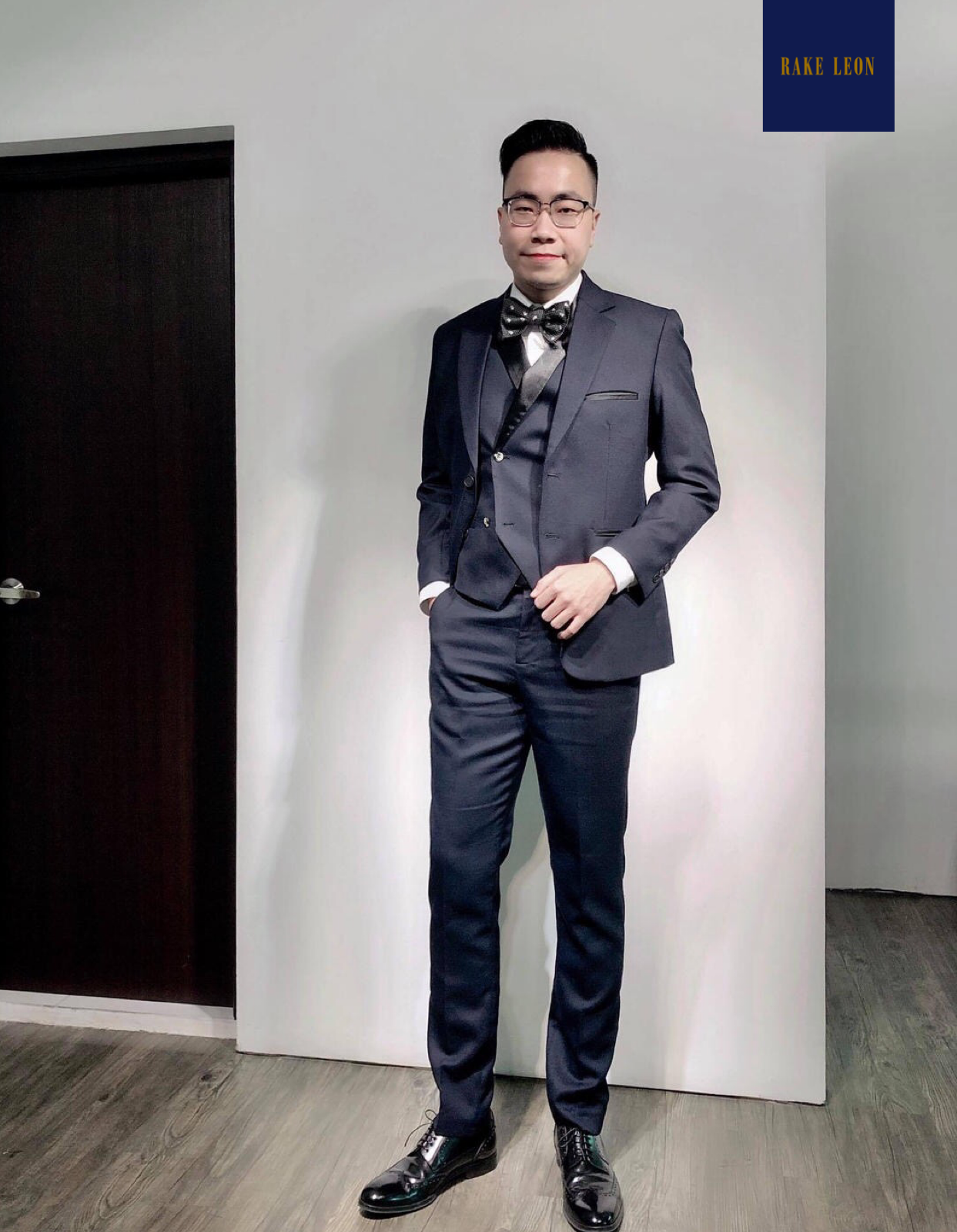 RAKE LEON Dark Navy 3-Piece Tuxedo/Suit