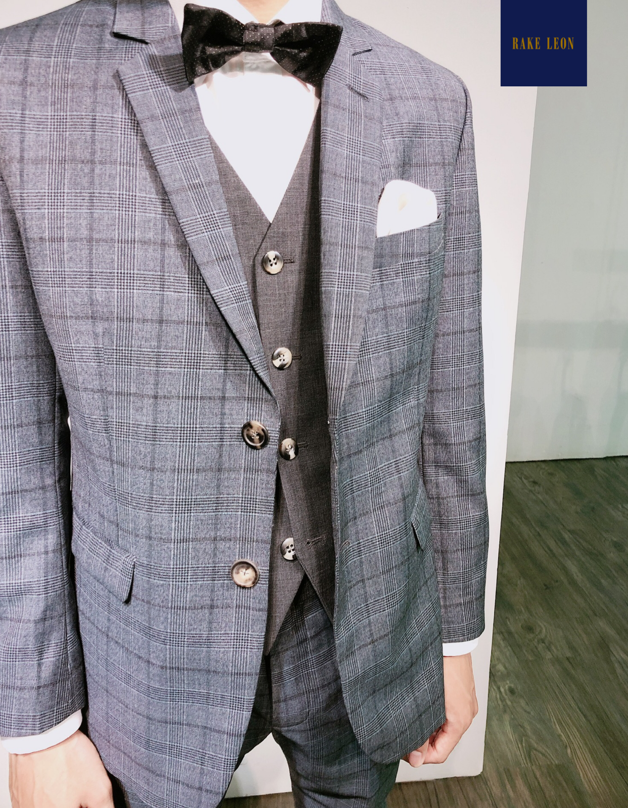 RAKE LEON 3-Piece Plaid Grey Prince of Wales Suit
