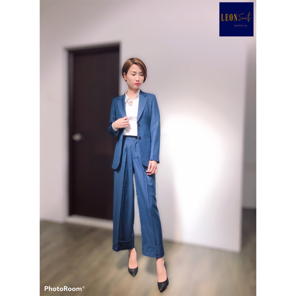 Lady Blue Single-breasted Suit with Large Cuffed Trousers