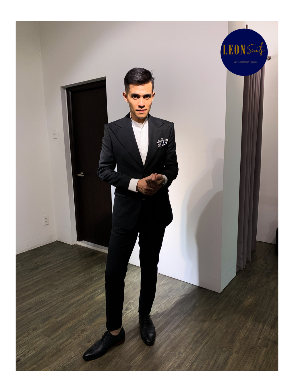Wide Lapel & Neapolitan Shoulder Black Suit