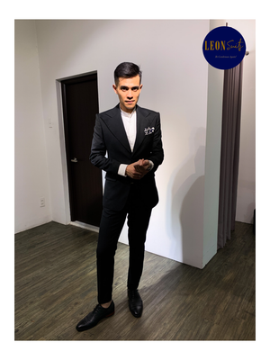Wide Lapel & Neapolitan Shoulder Black Suit